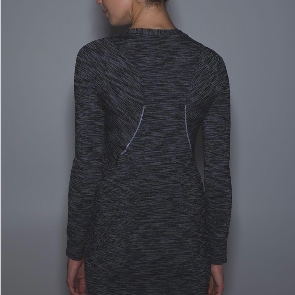 Lululemon &go Where-To Dress *Long Sleeve - Picture 3 of 7